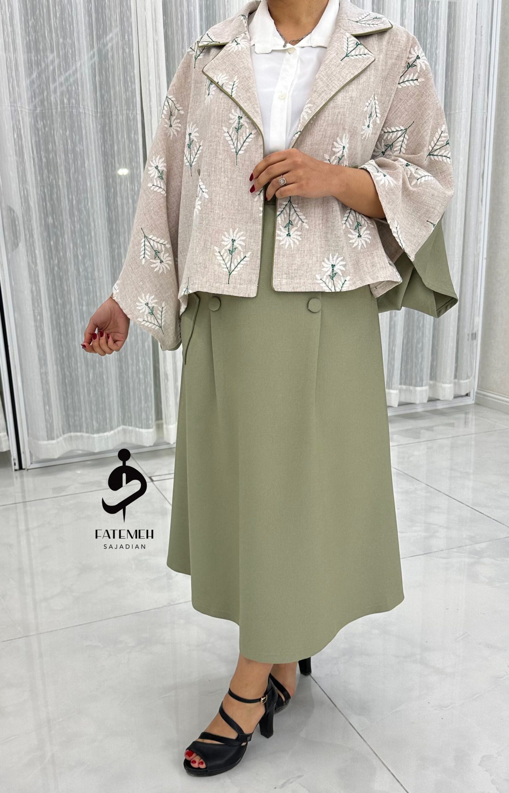کراپ دامن گلدار
